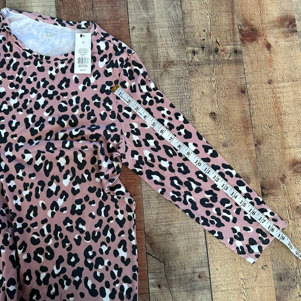 Kim Rogers perfectly soft three quarter sleeve pink leopard crew neck top women' - Picture 9 of 11